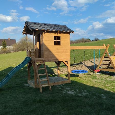 Domek W Swiatkowej Krempna Luaran gambar