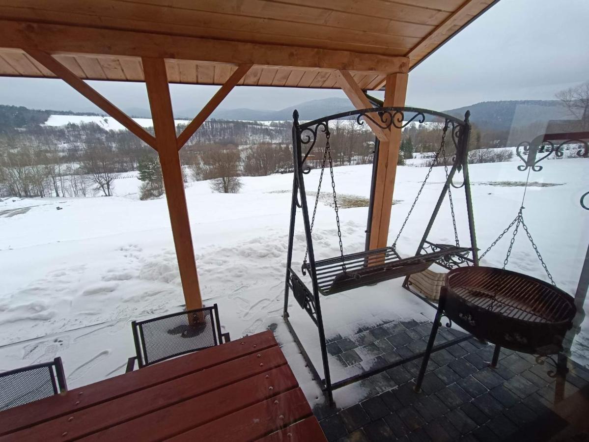 Domek W Swiatkowej Krempna Luaran gambar